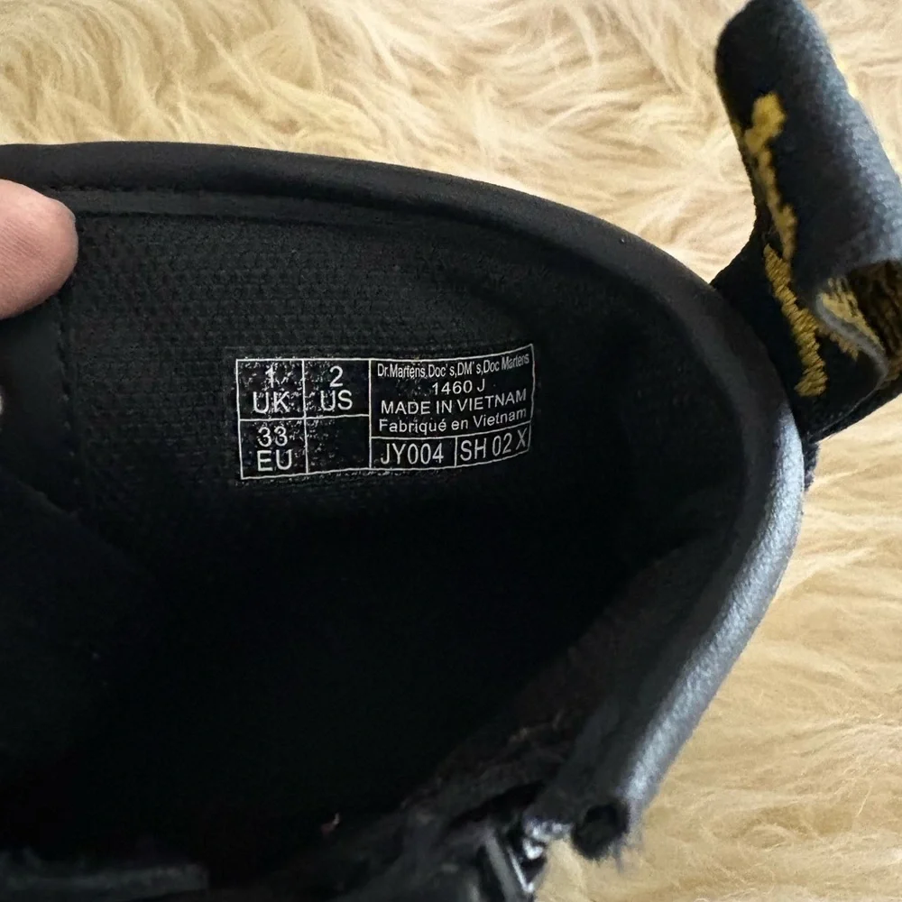 Dr. Martens Kids Black 1460 Junior Leather Lace-Up Ankle Boots